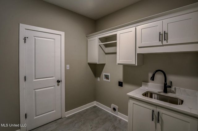 1528 Tributary Drive, Hernando, MS 38632