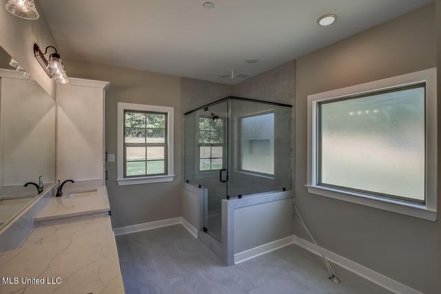 1528 Tributary Drive, Hernando, MS 38632