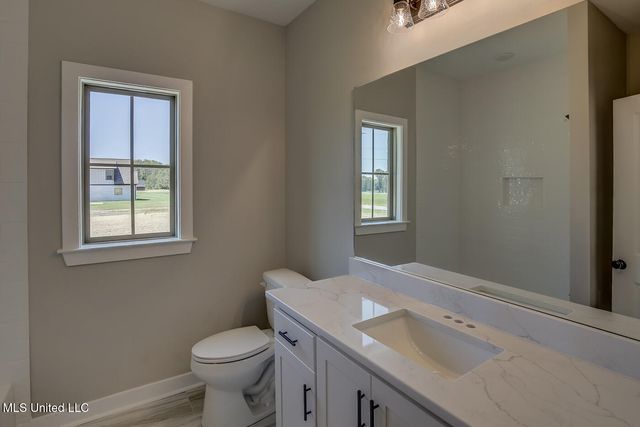 1528 Tributary Drive, Hernando, MS 38632