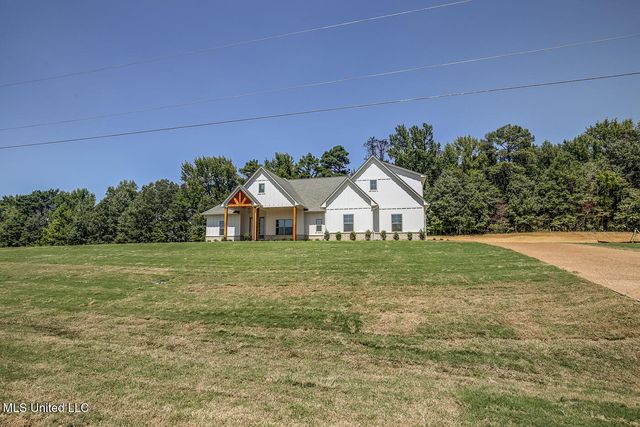 1528 Tributary Drive, Hernando, MS 38632