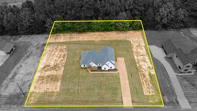 1528 Tributary Drive, Hernando, MS 38632