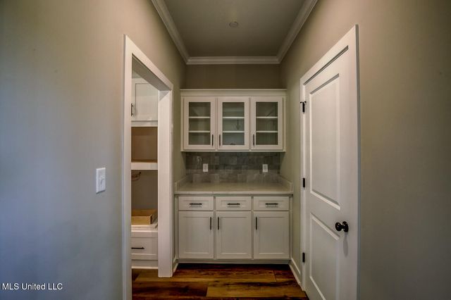 1528 Tributary Drive, Hernando, MS 38632