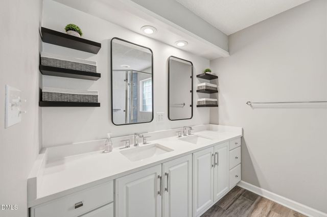 11905 Appaloosa Run E, Raleigh, NC 27613