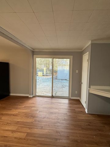 9 Crescent Court, Montgomery, IL 60538