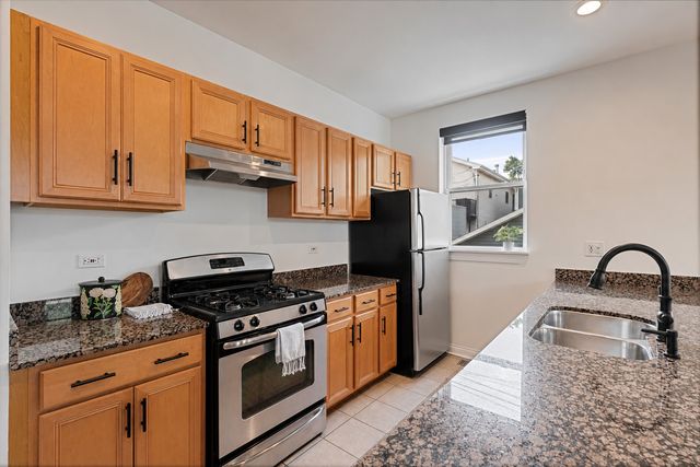2146 N Lawndale Avenue 1, Chicago, IL 60647