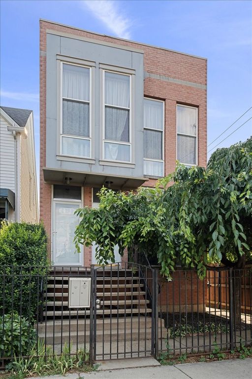 2146 N Lawndale Avenue 1, Chicago, IL 60647