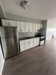 109 Kaye View Drive 3M, Hamden, CT 06514