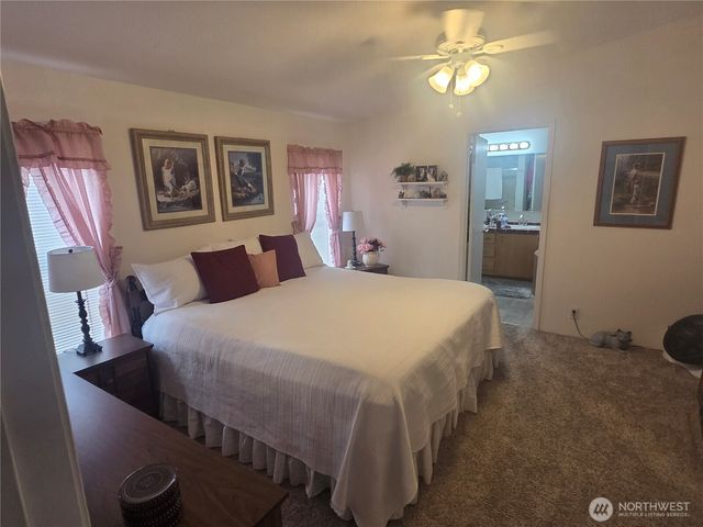 572 Andrew Drive #3, Burlington, WA 98233