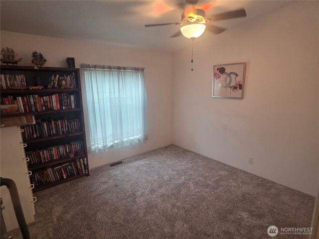 572 Andrew Drive #3, Burlington, WA 98233