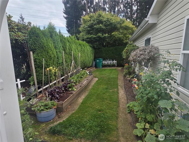572 Andrew Drive #3, Burlington, WA 98233