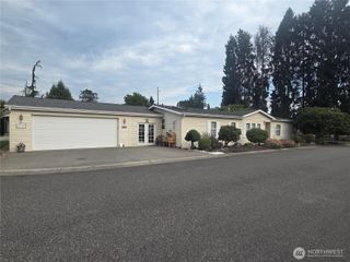572 Andrew Drive #3, Burlington, WA 98233