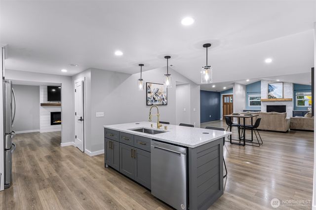 23448 Sherry Lane, Mount Vernon, WA 98274