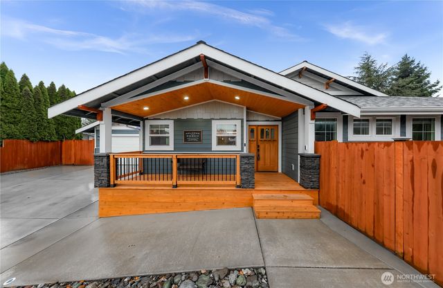 23448 Sherry Lane, Mount Vernon, WA 98274