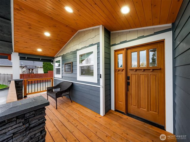23448 Sherry Lane, Mount Vernon, WA 98274