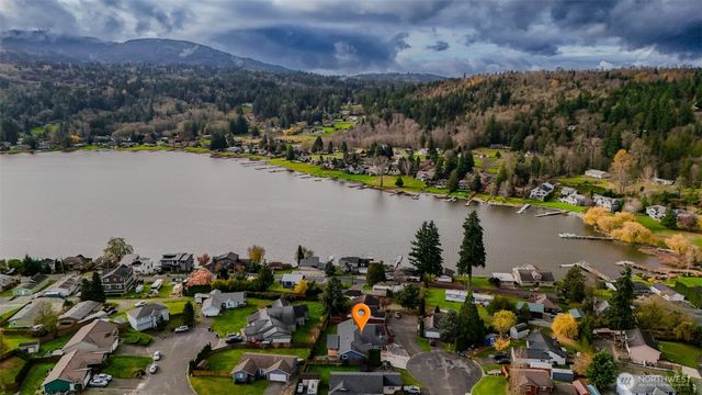 23448 Sherry Lane, Mount Vernon, WA 98274