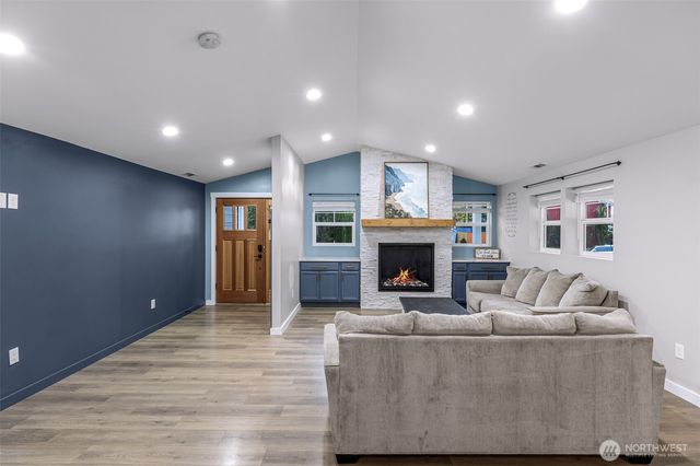23448 Sherry Lane, Mount Vernon, WA 98274