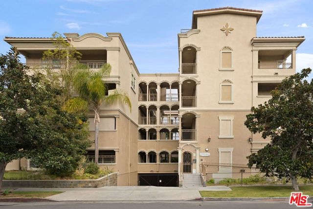 432 S Willaman Drive 401, Los Angeles, CA 90048