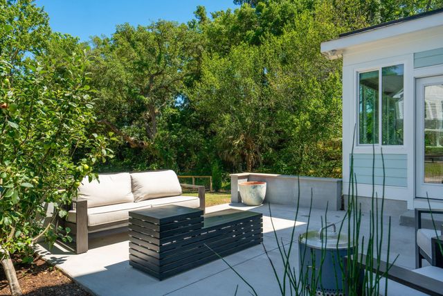 485 Fort Johnson Road, Charleston, SC 29412