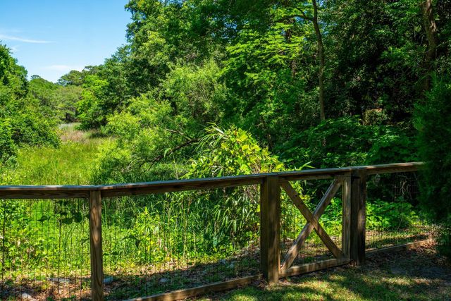 485 Fort Johnson Road, Charleston, SC 29412