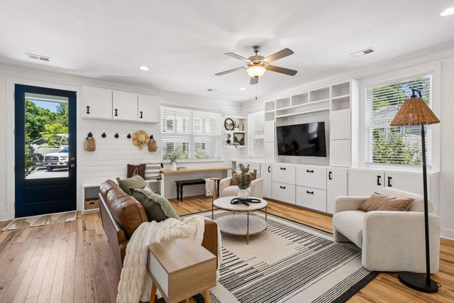 485 Fort Johnson Road, Charleston, SC 29412