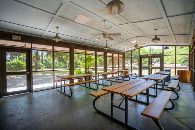 485 Fort Johnson Road, Charleston, SC 29412