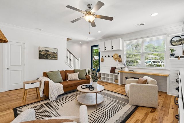 485 Fort Johnson Road, Charleston, SC 29412