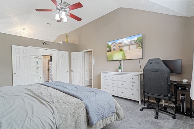 303 Hopewell Street, Grand Prairie, TX 75052