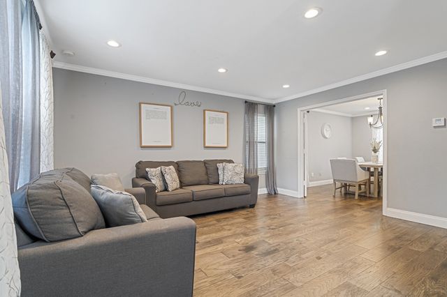 303 Hopewell Street, Grand Prairie, TX 75052