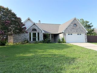 3308 Meadowview Drive, Corinth, TX 76210