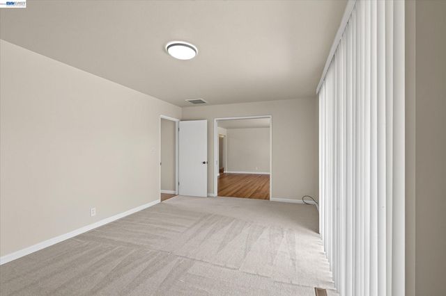 5279 Eggers Dr, Fremont, CA 94536