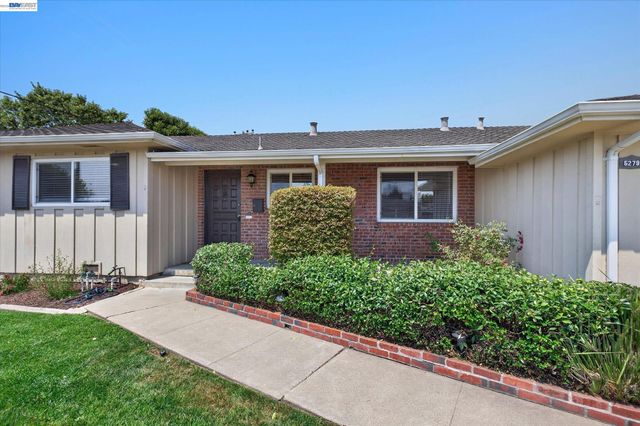 5279 Eggers Dr, Fremont, CA 94536