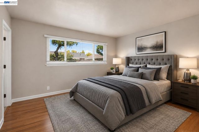 5279 Eggers Dr, Fremont, CA 94536