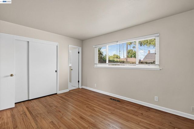 5279 Eggers Dr, Fremont, CA 94536