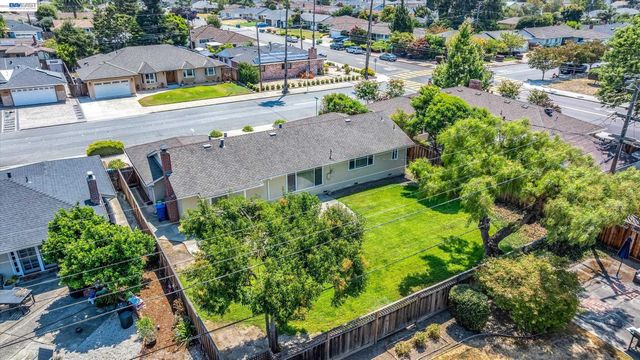 5279 Eggers Dr, Fremont, CA 94536