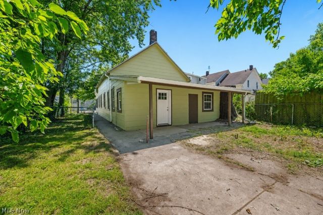 3020 W 47th Street, Cleveland, OH 44102