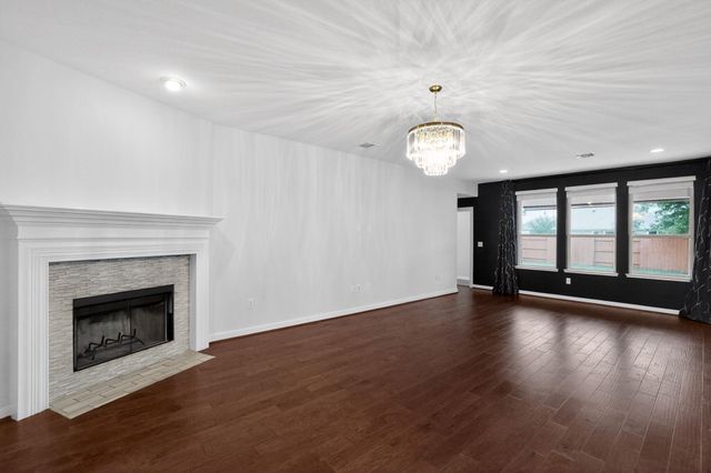 7112 Garnet Mill LN, Austin, TX 78744