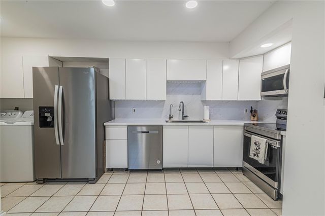 1702 Good Day Drive, Missouri City, TX 77459