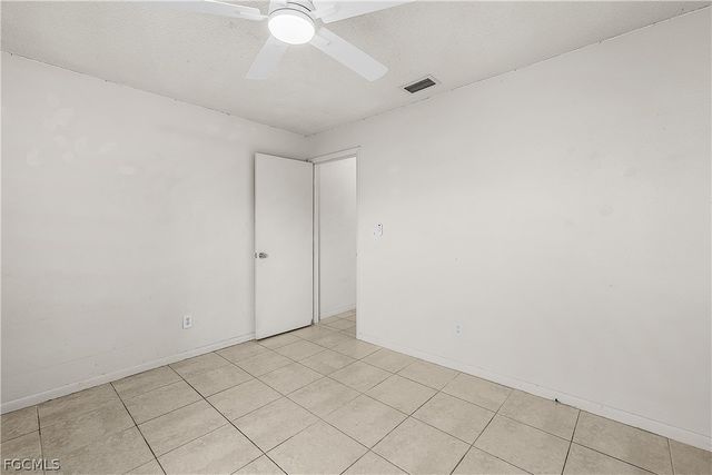 1733 NE 7th PL, Cape Coral, FL 33909