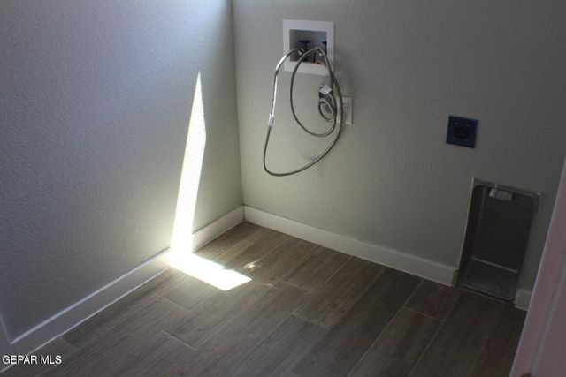 940 Abe Goldberg Drive, El Paso, TX 79932