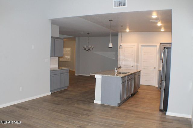 940 Abe Goldberg Drive, El Paso, TX 79932