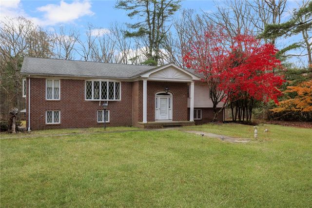 46 Woodsong Drive, Scituate, RI 02857