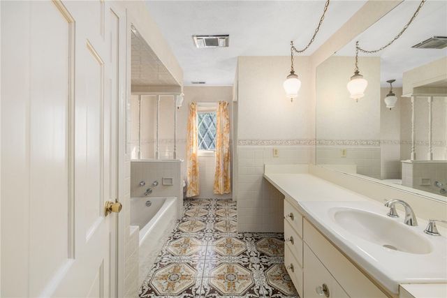 46 Woodsong Drive, Scituate, RI 02857