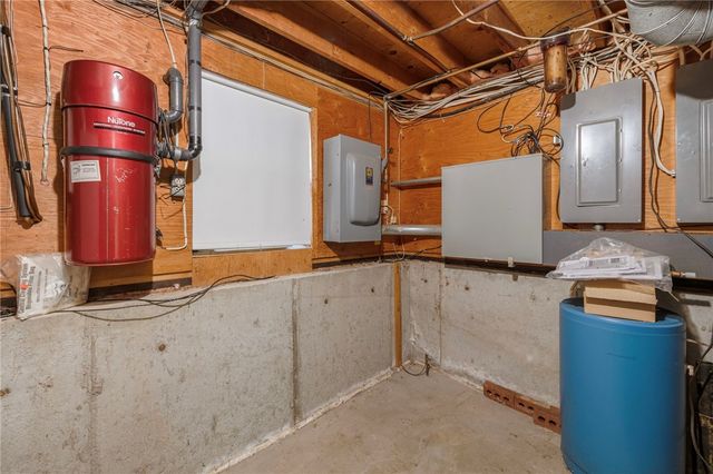 46 Woodsong Drive, Scituate, RI 02857