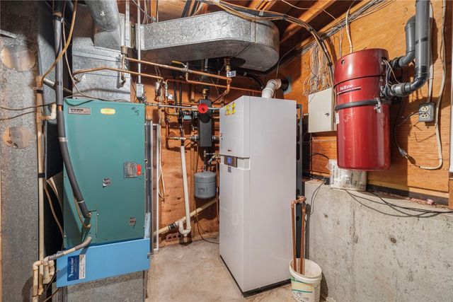 46 Woodsong Drive, Scituate, RI 02857