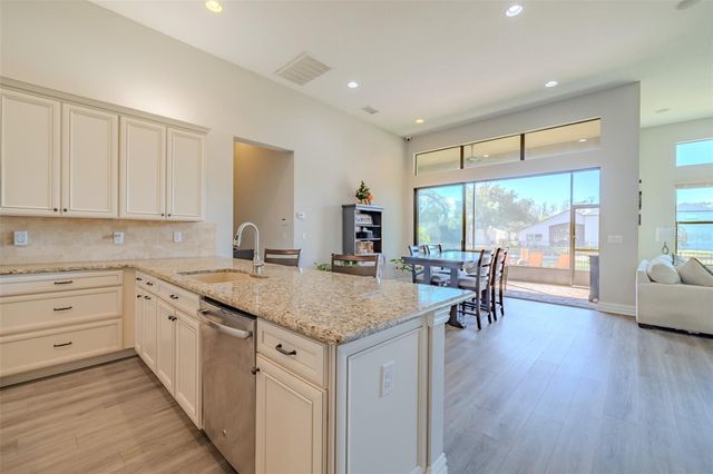 4950 DIAMONDS PALM, Wesley Chapel, FL 33543