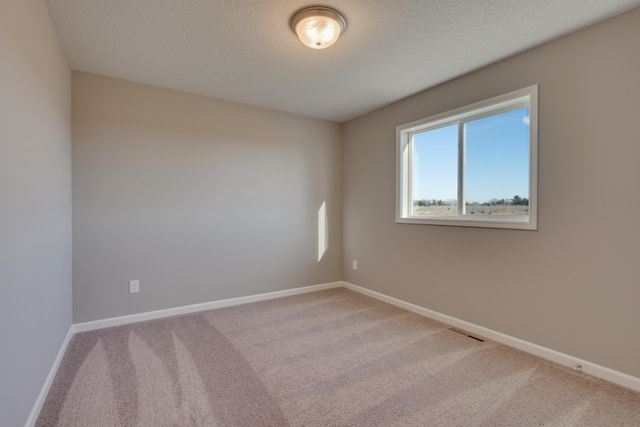 4466 223rd Street W, Farmington, MN 55024