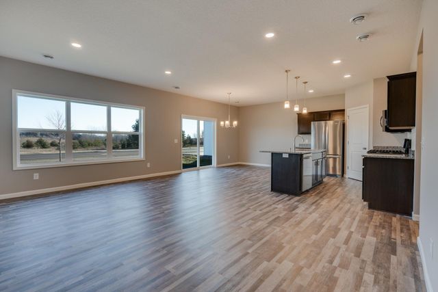 4466 223rd Street W, Farmington, MN 55024