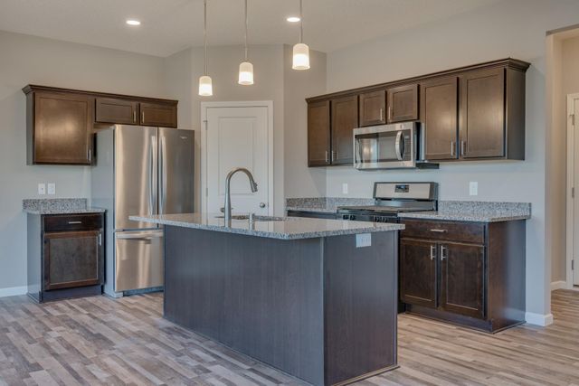 4466 223rd Street W, Farmington, MN 55024