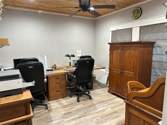 4149 County Road 444, Hallettsville, TX 77964