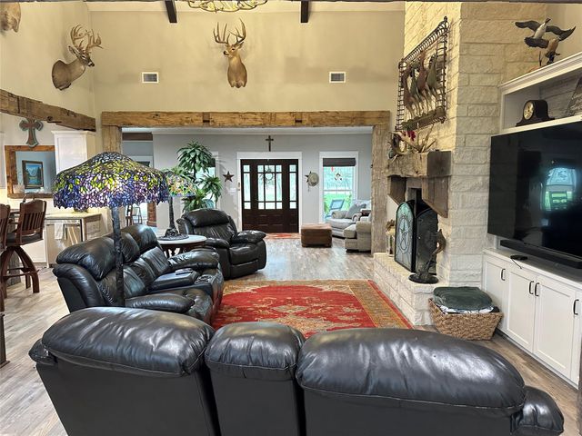 4149 County Road 444, Hallettsville, TX 77964